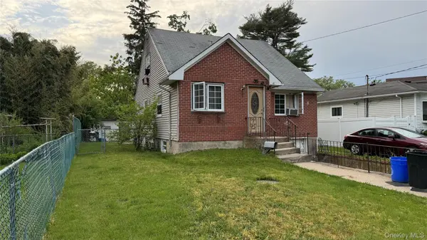 18 Pennsylvania AVE, Brentwood, NY 11717