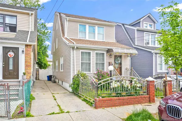 18853 120th RD, Saint Albans, NY 11412