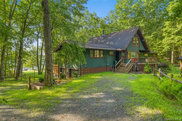253 York Lake Estates RD, Barryville, NY 12719