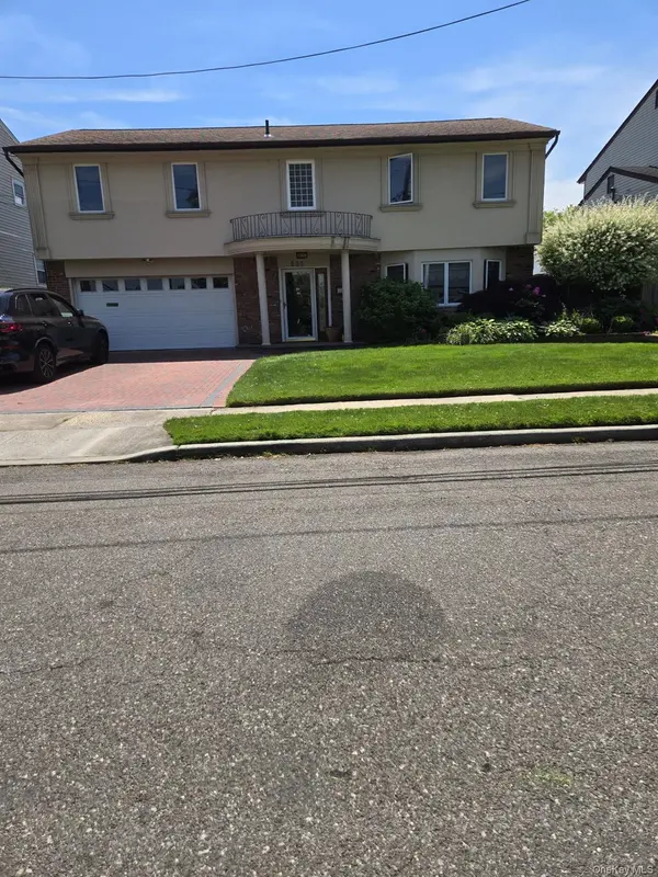 533 Halevy DR,  Cedarhurst,  NY 11516