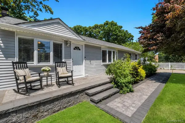 120 Smithtown Polk BLVD, Centereach, NY 11720
