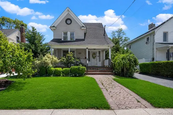 806 Miller PL, Baldwin, NY 11510