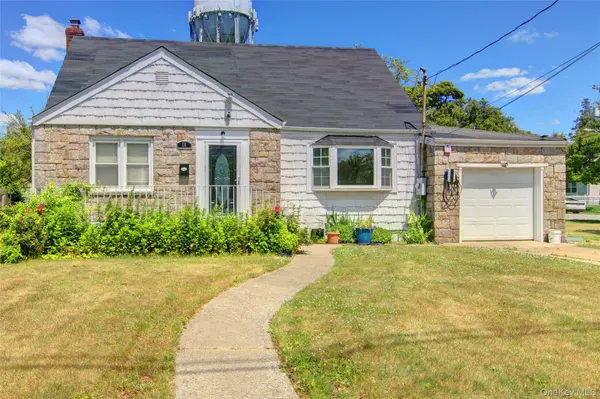 58 Weberfield AVE, Freeport, NY 11520