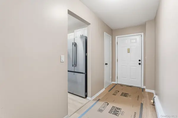12 Skyline DR #8, Fishkill, NY 12524
