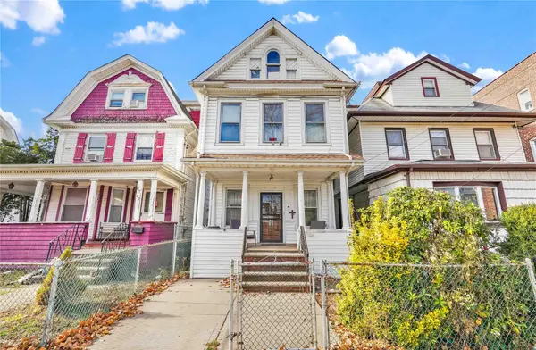 87-38 114th ST, Richmond Hill, NY 11418
