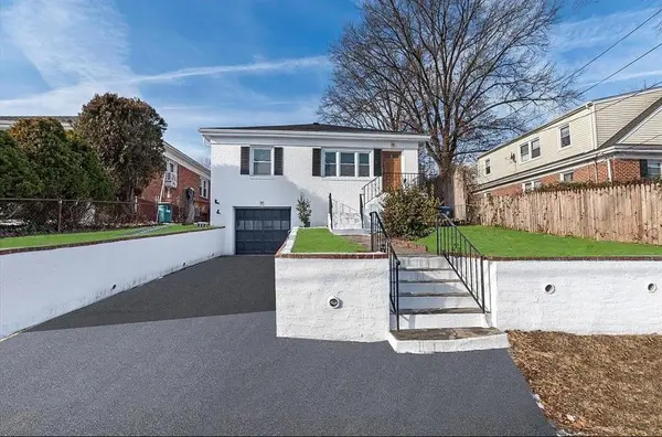1131 Nepperhan AVE, Yonkers, NY 10703