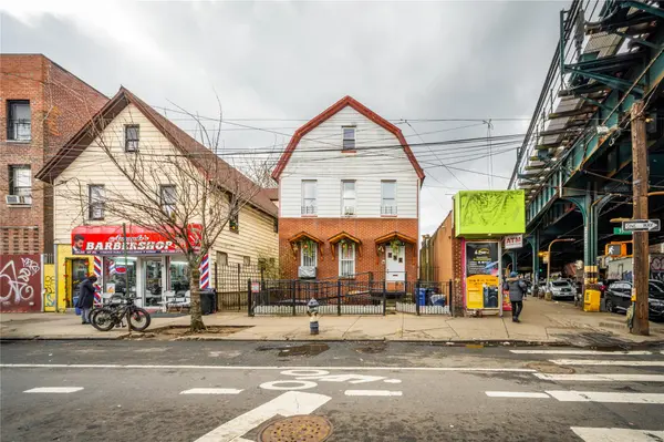 40-04 97 ST, Corona, NY 11368