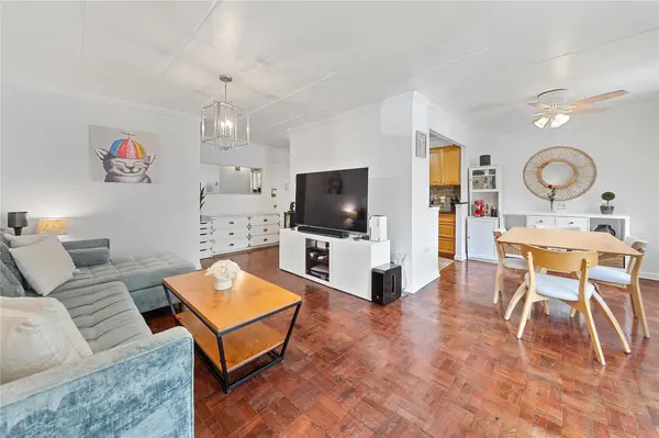 372 Central Park Avenue ##2N, Scarsdale, NY 10583