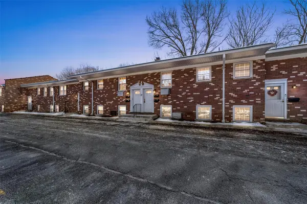 27 Alpine DR #D, Wappingers Falls, NY 12590