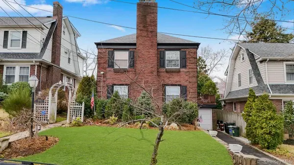 44 Westbury Ave, Staten Island, NY 10301