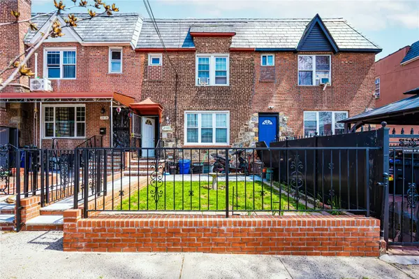 23-33 95 ST, East Elmhurst, NY 11369