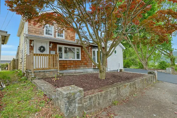 286 9th ST, Verplanck, NY 10596
