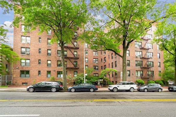 2244 Bronx PARK #1E, Bronx, NY 10467