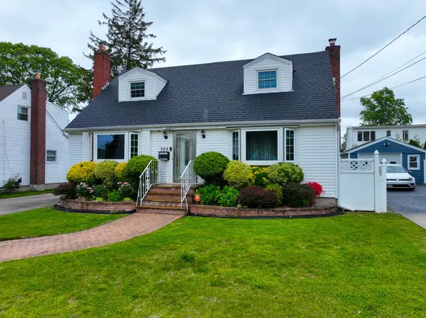 265 Meyer AVE, Valley Stream, NY 11580