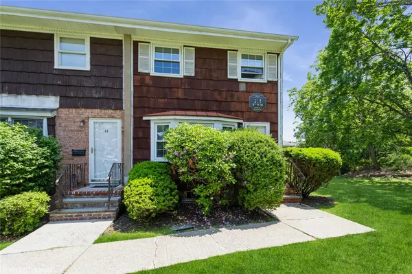 15 Sharon DR, Spring Valley, NY 10977