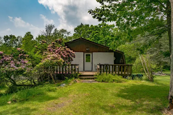 251 Haring RD, Barryville, NY 12719