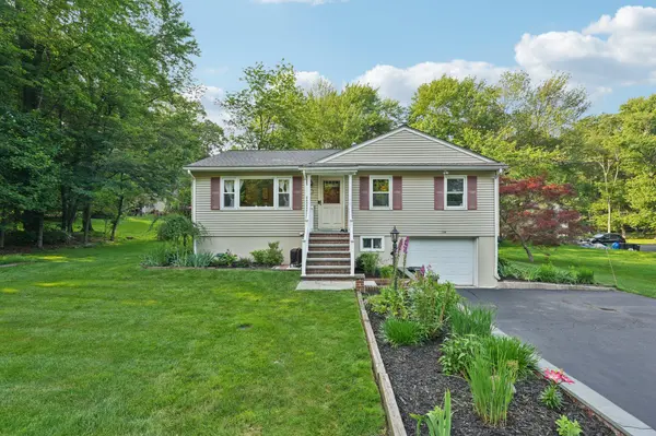 184 Ludvigh RD, Bardonia, NY 10954