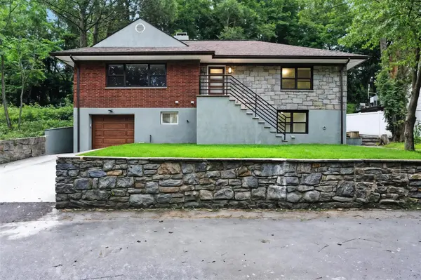 28 Woodycrest AVE, Yonkers, NY 10701