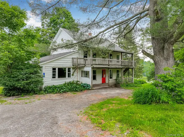 146 Don Irwin RD, Prattsville, NY 12468