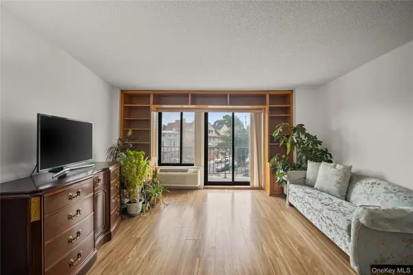 25-40 Shore BLVD #2E, Astoria, NY 11102
