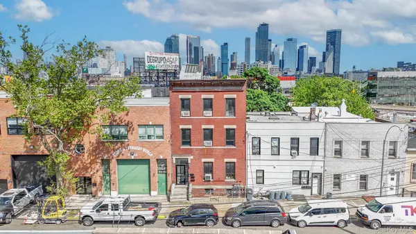 5130 35th ST, Long Island City, NY 11101