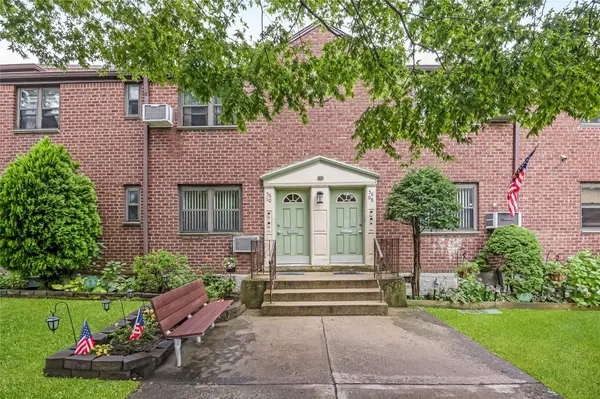 56-10 244 ST #1, Douglaston, NY 11362