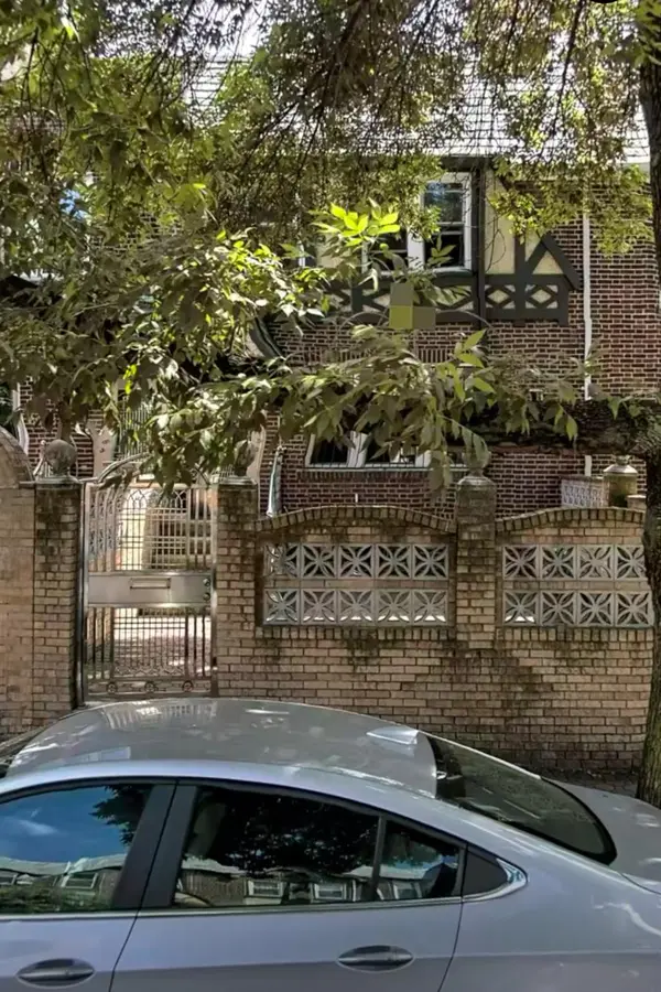 66-54 Booth ST, Rego Park, NY 11374