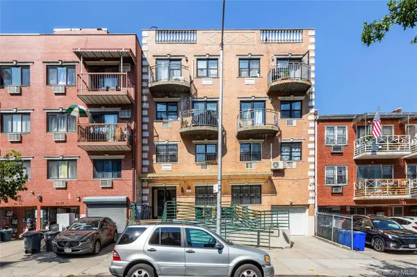 40-40 68th ST #1A, Woodside, NY 11377