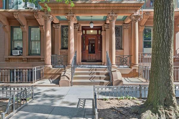 39 Remsen ST #2D, Brooklyn, NY 11201
