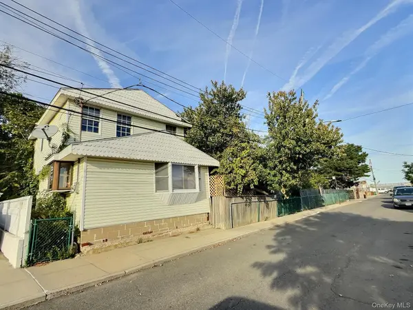 815 Walton RD, Broad Channel, NY 11693