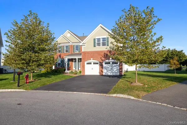 58 Pitcher RD, Hopewell Junction, NY 12533