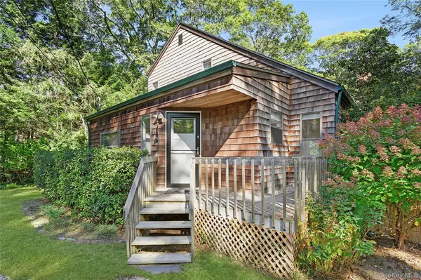 98 Hands Creek RD, East Hampton, NY 11937