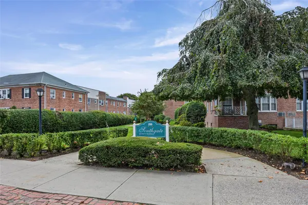255 Central AVE #209 C, Lawrence, NY 11559