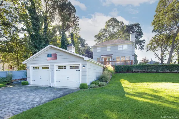 1 Canal RD, Hampton Bays, NY 11946