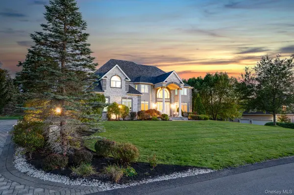 28 Carmel HTS, Wappingers Falls, NY 12590