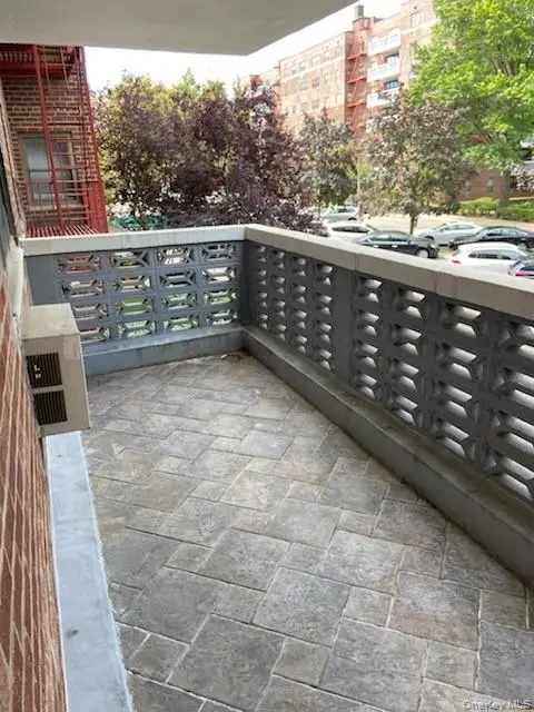 86-10 151 AVE #1L, Howard Beach, NY 11414