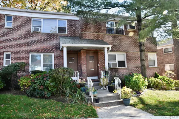 198-44 Pompeii AVE #1A, Hollis, NY 11423