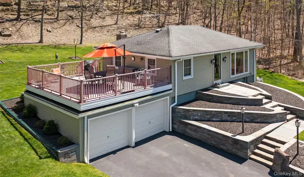 412 Vosenkill RD, Athens, NY 12015