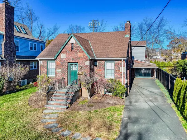 27 Haven CT, Nyack, NY 10960