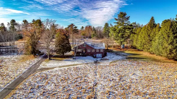 111 Mail RD, Barryville, NY 12719