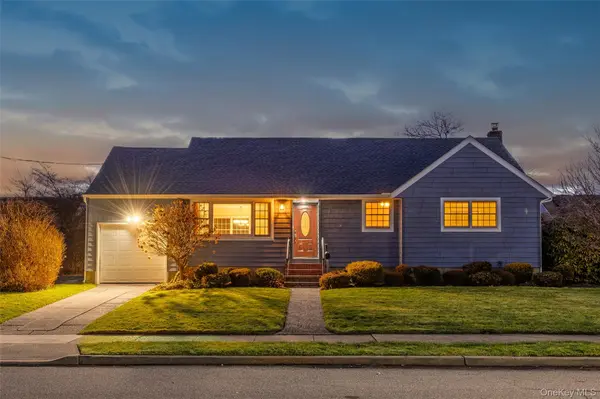 2474 Margaret ST, Bellmore, NY 11710
