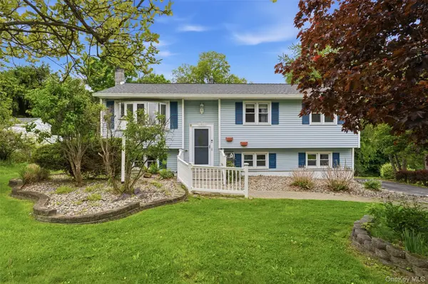 31 Top O Hill RD, Wappingers Falls, NY 12590