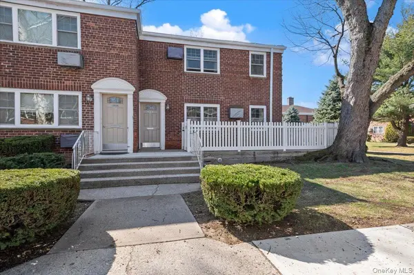 224-38 Kingsbury Ave #A, Bayside, NY 11364