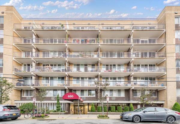 650 Shore RD #5P, Long Beach, NY 11561