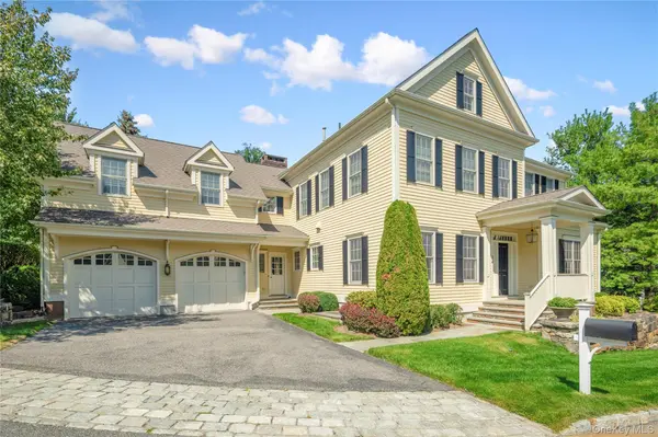 14 Cider Mill CIR, Armonk, NY 10504