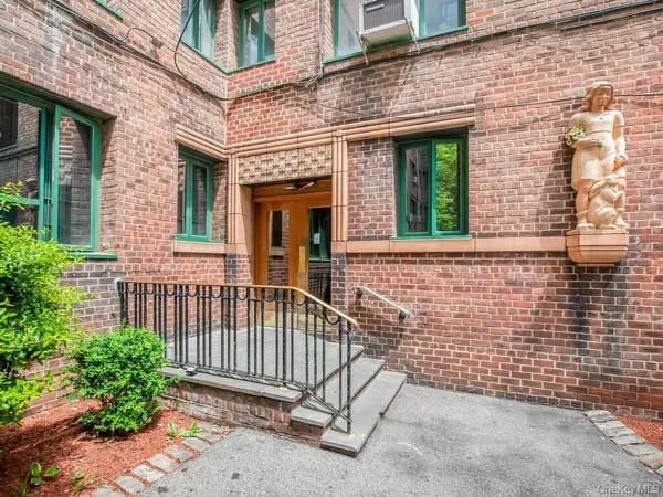 1503 Metropolitan AVE #4F, Bronx, NY 10462