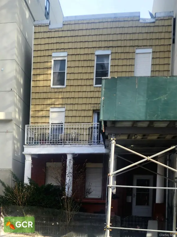 243 Franklin AVE, Brooklyn, NY 11205