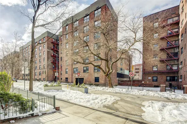 34-20 78th ST #3F, Jackson Heights, NY 11372