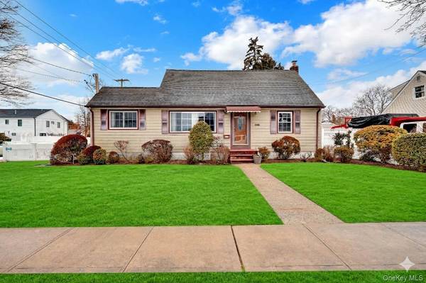 2242 6th ST, East Meadow, NY 11554