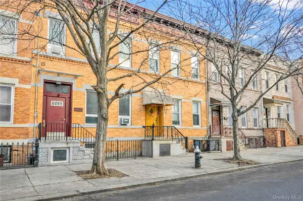 5917 Putnam AVE, Ridgewood, NY 11385